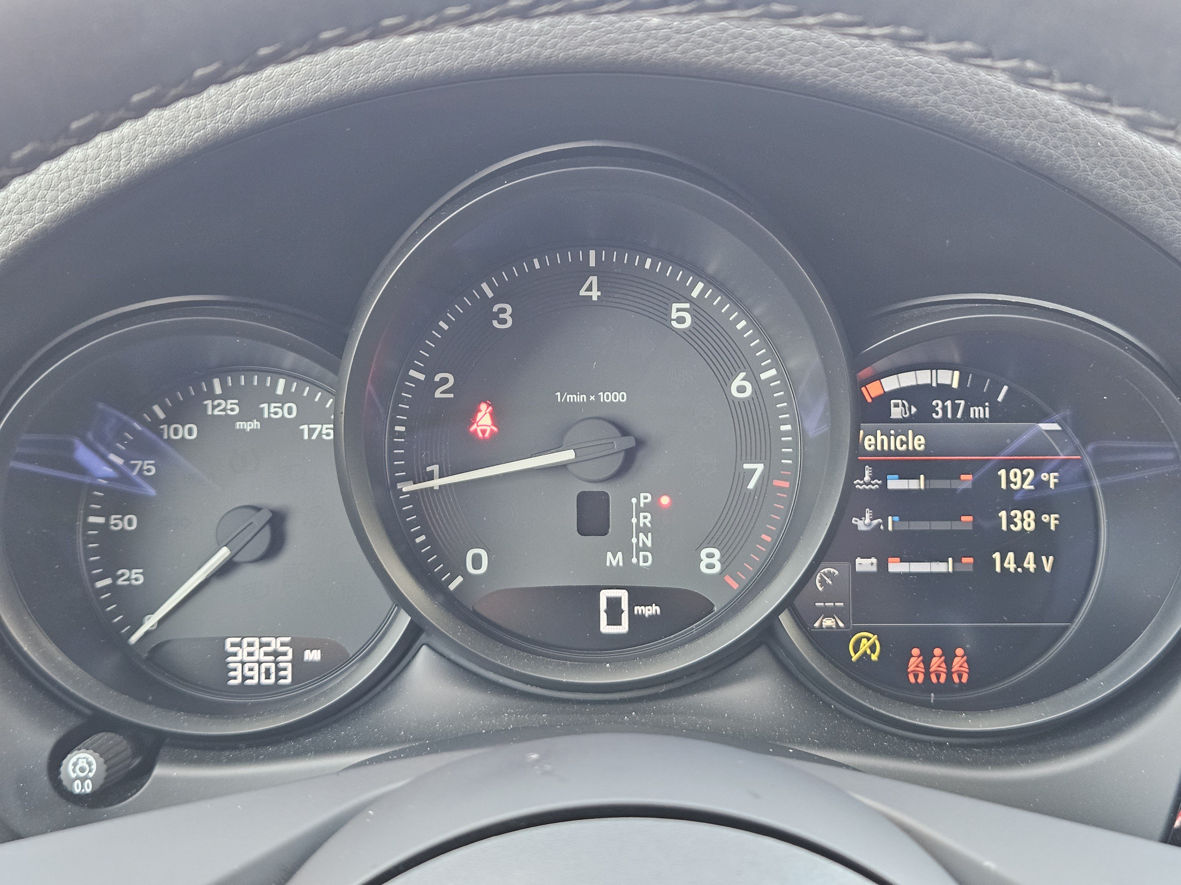 Certified 2026 Porsche Macan AWD/4WD image 16