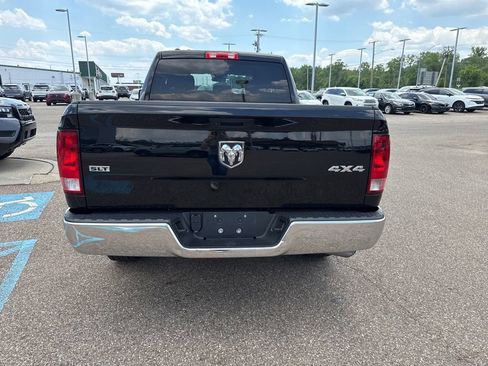 Used 2024 RAM 1500 Classic SLT AWD/4WD image 6