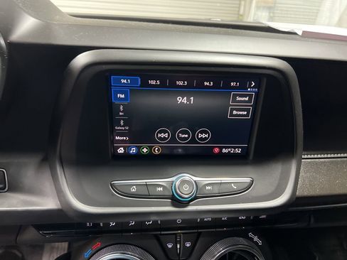 Used 2020 Chevrolet Camaro LT image 23