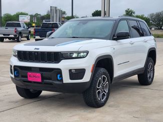 Used 2023 Jeep Grand Cherokee Trailhawk AWD/4WD video 3