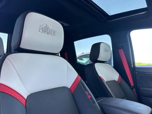 New 2025 GMC Canyon AT4 w/ AT4X AEV Edition image 16