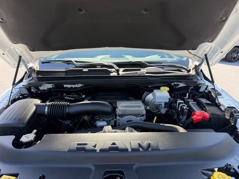 Used 2023 RAM 1500 Big Horn AWD/4WD image 19
