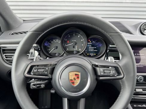 New 2026 Porsche Macan image 20