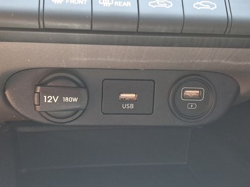 Certified 2023 Hyundai Elantra SEL w/ Preferred Accessory Package FWD image 23