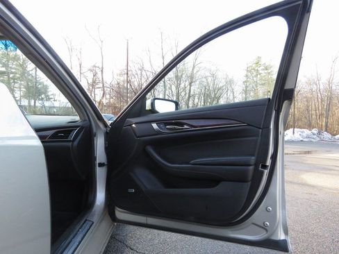 Used 2014 Cadillac CTS Luxury image 12