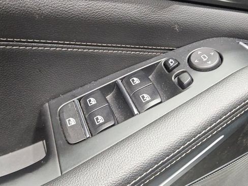 Used 2021 BMW X5 xDrive40i w/ Premium Package image 28