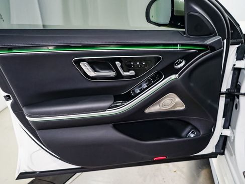 Certified 2023 Mercedes-Benz S 500 4MATIC image 20
