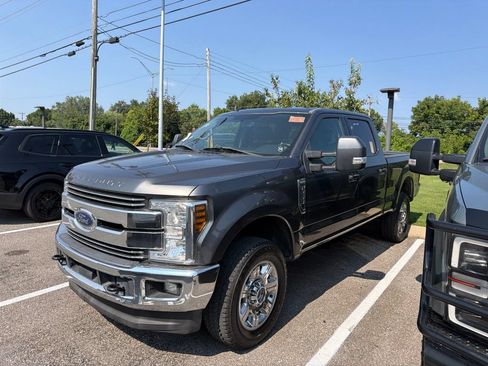 Used 2019 Ford F250 Lariat AWD/4WD image 1