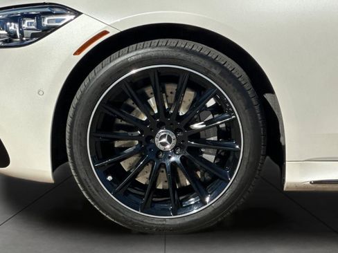 Used 2023 Mercedes-Benz S 500 4MATIC image 5
