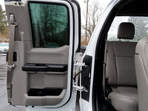 Used 2019 Ford F450 XL w/ XL Value Package image 34
