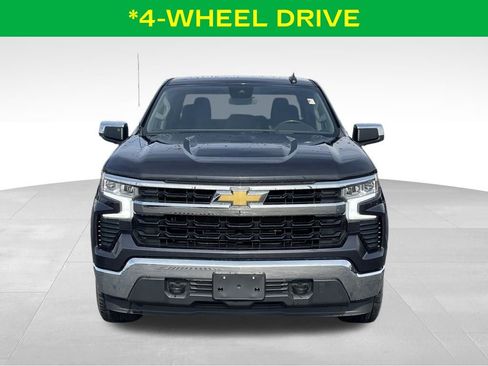 Used 2022 Chevrolet Silverado 1500 LT image 3