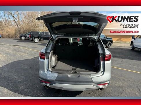 Used 2025 Chevrolet Blazer LT FWD image 22