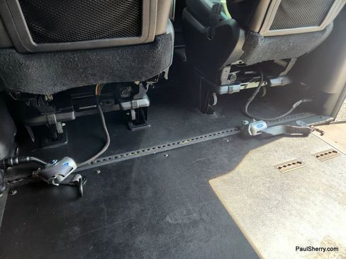 Used 2019 Dodge Grand Caravan SXT image 39