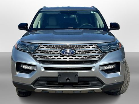 Used 2023 Ford Explorer Limited image 3