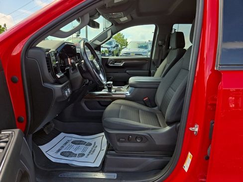 Certified 2023 GMC Sierra 1500 Elevation w/ LPO, Elevation Black Package AWD/4WD image 16