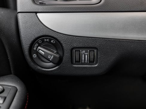 Used 2020 Dodge Grand Caravan GT FWD image 50
