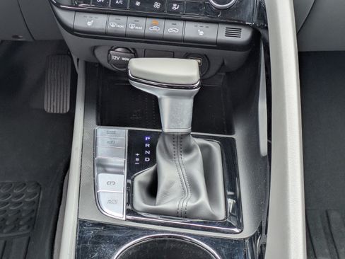 Certified 2023 Hyundai Elantra SEL w/ Convenience Package FWD image 17