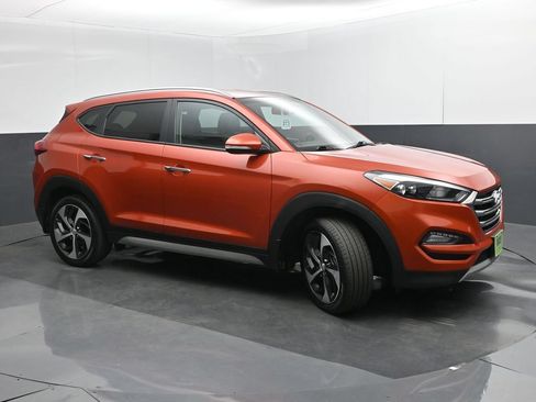 Used 2017 Hyundai Tucson Limited AWD/4WD image 30