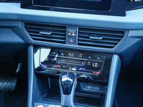 New 2026 Volkswagen Jetta SE image 23