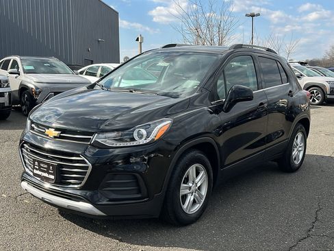 Used 2020 Chevrolet Trax LT image 3
