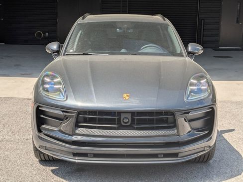 New 2026 Porsche Macan AWD/4WD image 6