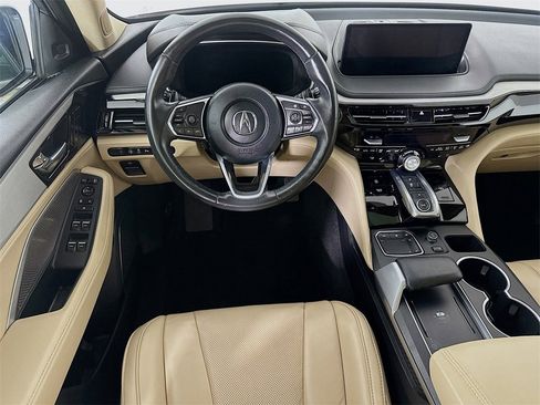 Used 2024 Acura MDX SH-AWD w/ Technology Package image 3