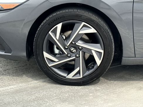Used 2025 Hyundai Elantra Sport w/ Cargo Package FWD image 11