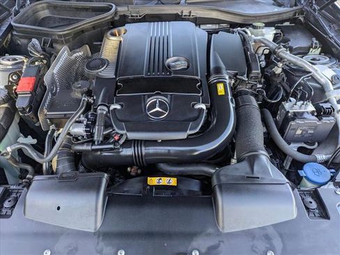 Used 2014 Mercedes-Benz SLK 250 image 18