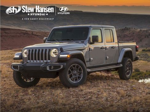 Used 2022 Jeep Gladiator Sport AWD/4WD image 1