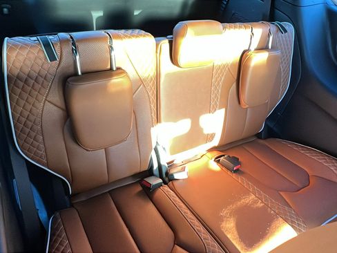 Used 2024 Chrysler Pacifica Pinnacle image 23