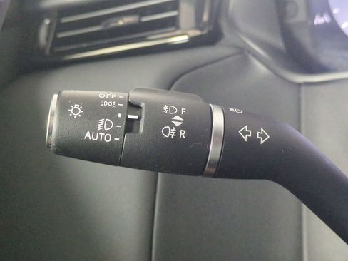 Used 2025 Land Rover Range Rover Velar Dynamic SE image 30