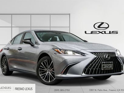 New 2025 Lexus ES 350 w/ Premium Package