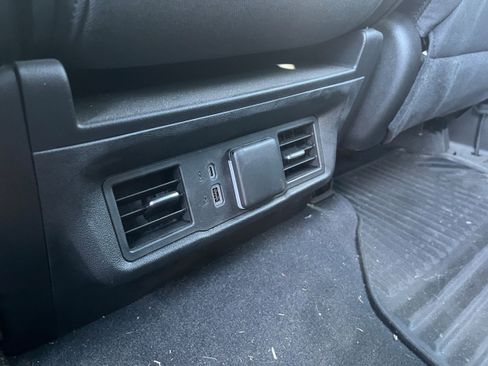 Used 2024 Chevrolet Silverado 2500 LT w/ Convenience Package image 12