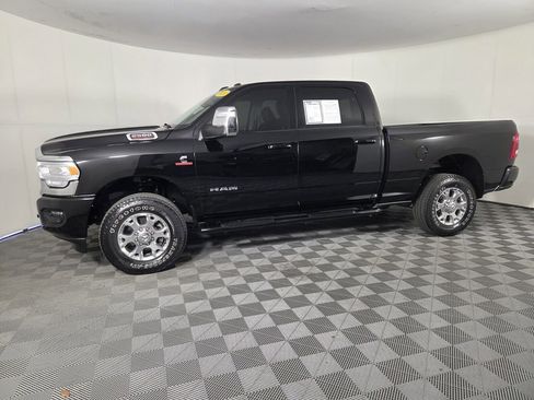 Used 2024 RAM 2500 Laramie AWD/4WD image 7
