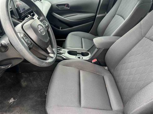 Used 2024 Toyota Corolla LE image 13