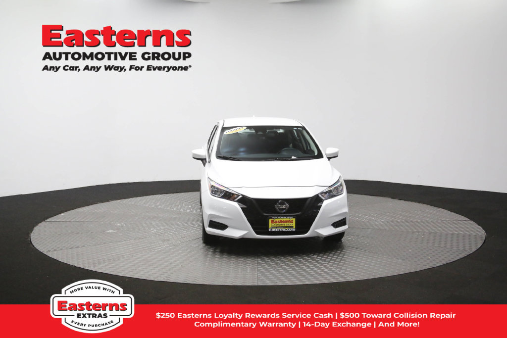 Used 2022 Nissan Versa SV FWD image 54