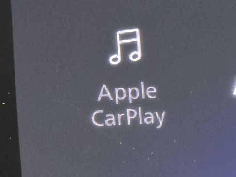 Used 2024 Nissan Altima 2.5 SV image 3