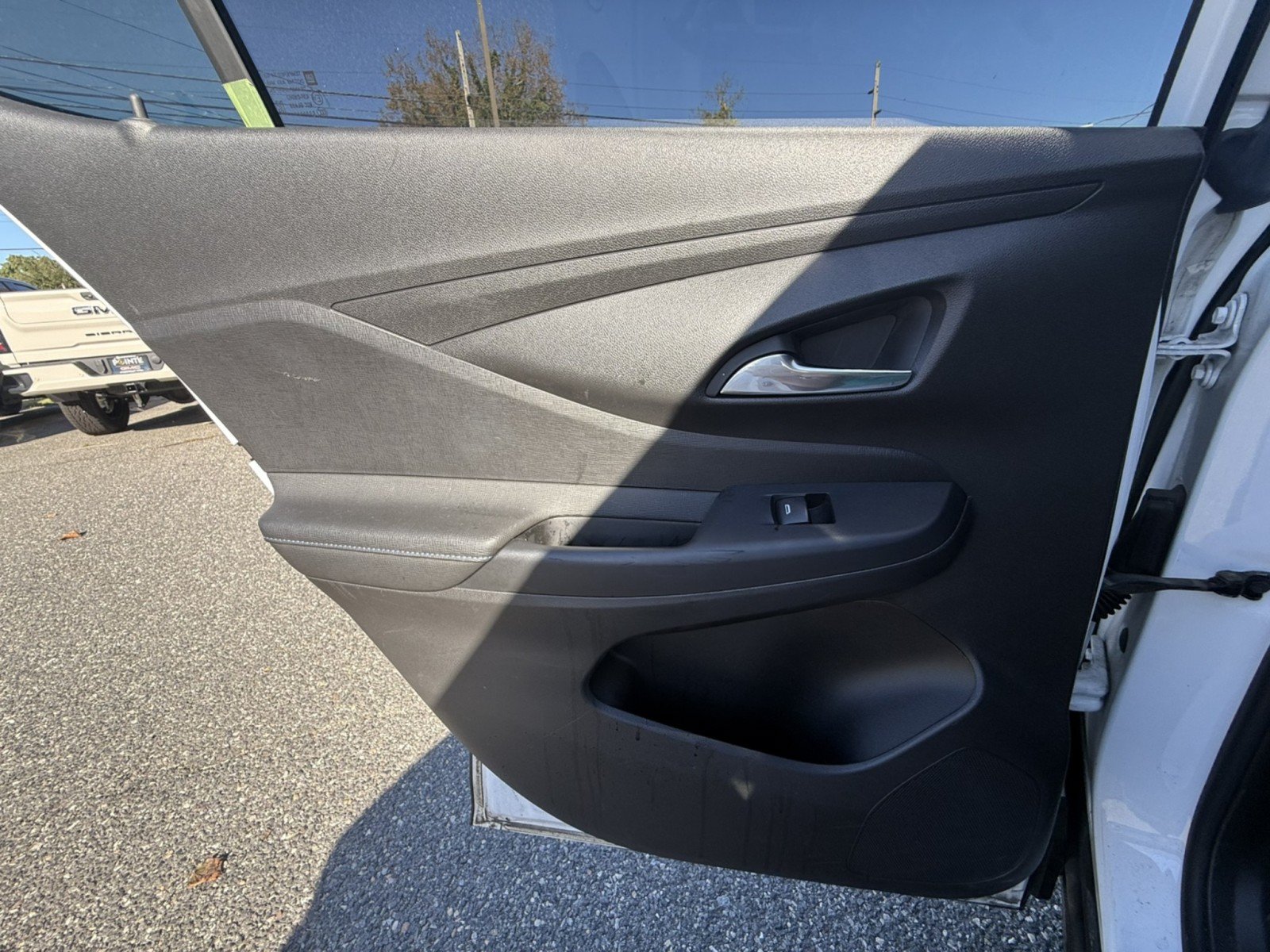 Used 2024 Buick Envista Sport Touring w/ Convenience I Package FWD image 27