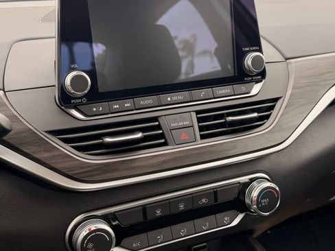New 2026 Nissan Altima 2.5 SV FWD image 23