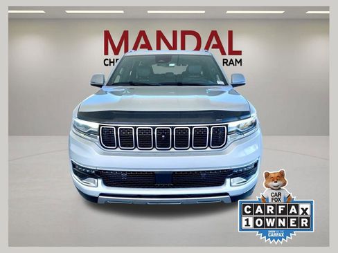 Used 2022 Jeep Wagoneer Series III w/ Convenience Group I RWD image 1
