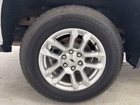 Used 2022 Chevrolet Silverado 1500 RST AWD/4WD image 34
