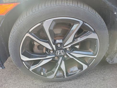 Used 2018 Honda Civic Si image 6