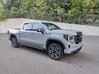 Used 2024 GMC Sierra 1500 AT4 w/ Technology Package
