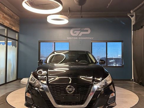 Used 2019 Nissan Altima 2.5 S FWD image 8