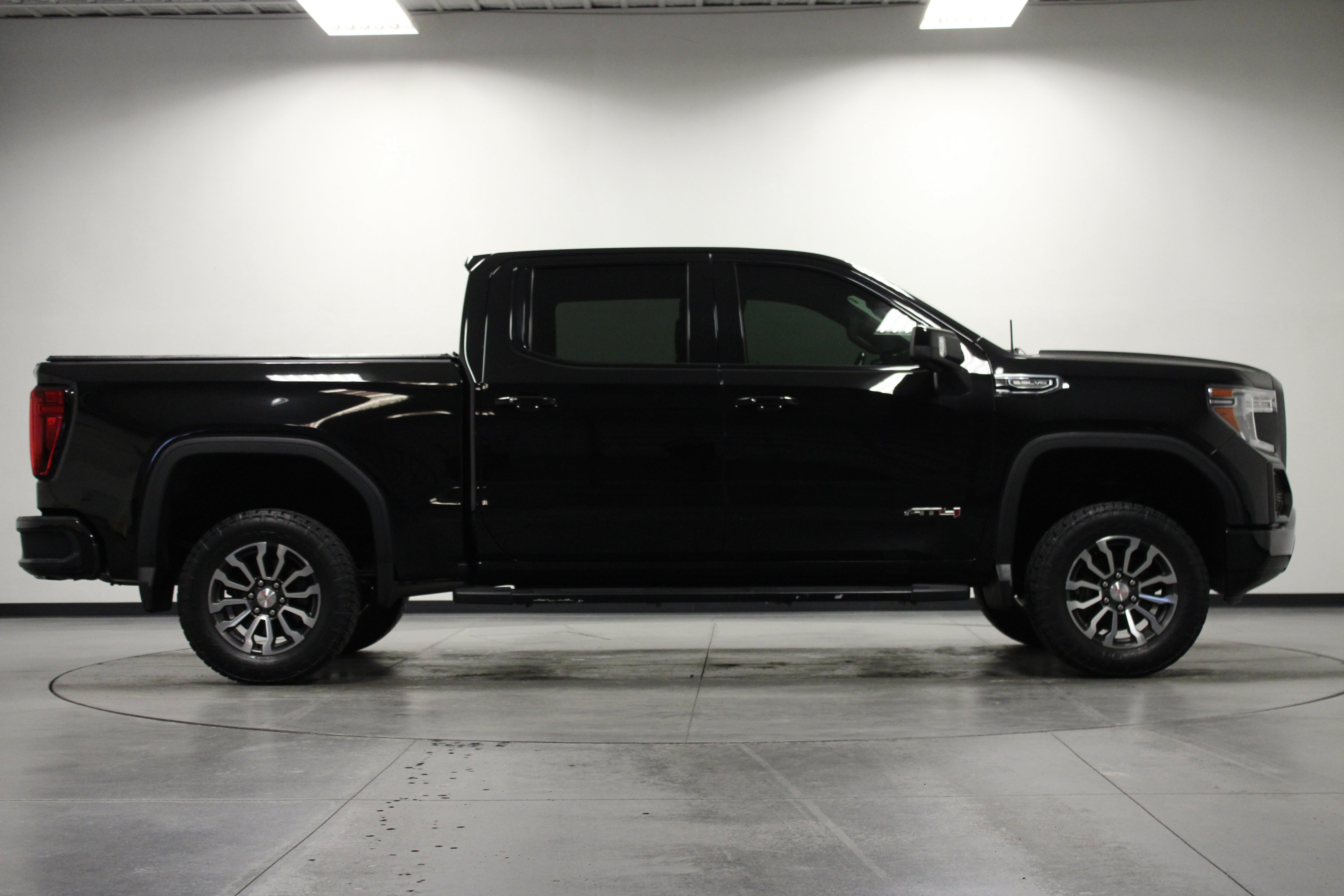 Used 2019 GMC Sierra 1500 AT4 AWD/4WD image 3