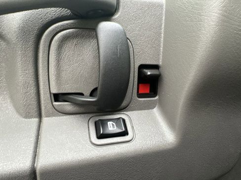 Used 2024 GMC Savana 2500 w/ Driver Convenience Package image 21