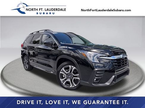 Used 2025 Subaru Ascent Limited AWD/4WD image 1