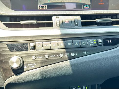 Used 2021 Lexus ES 350 F Sport w/ Accessory Package FWD image 17