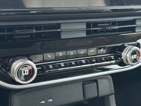 New 2026 Honda Prologue EX image 22