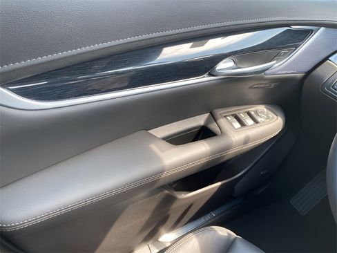 Certified 2024 Cadillac XT5 Premium Luxury image 26